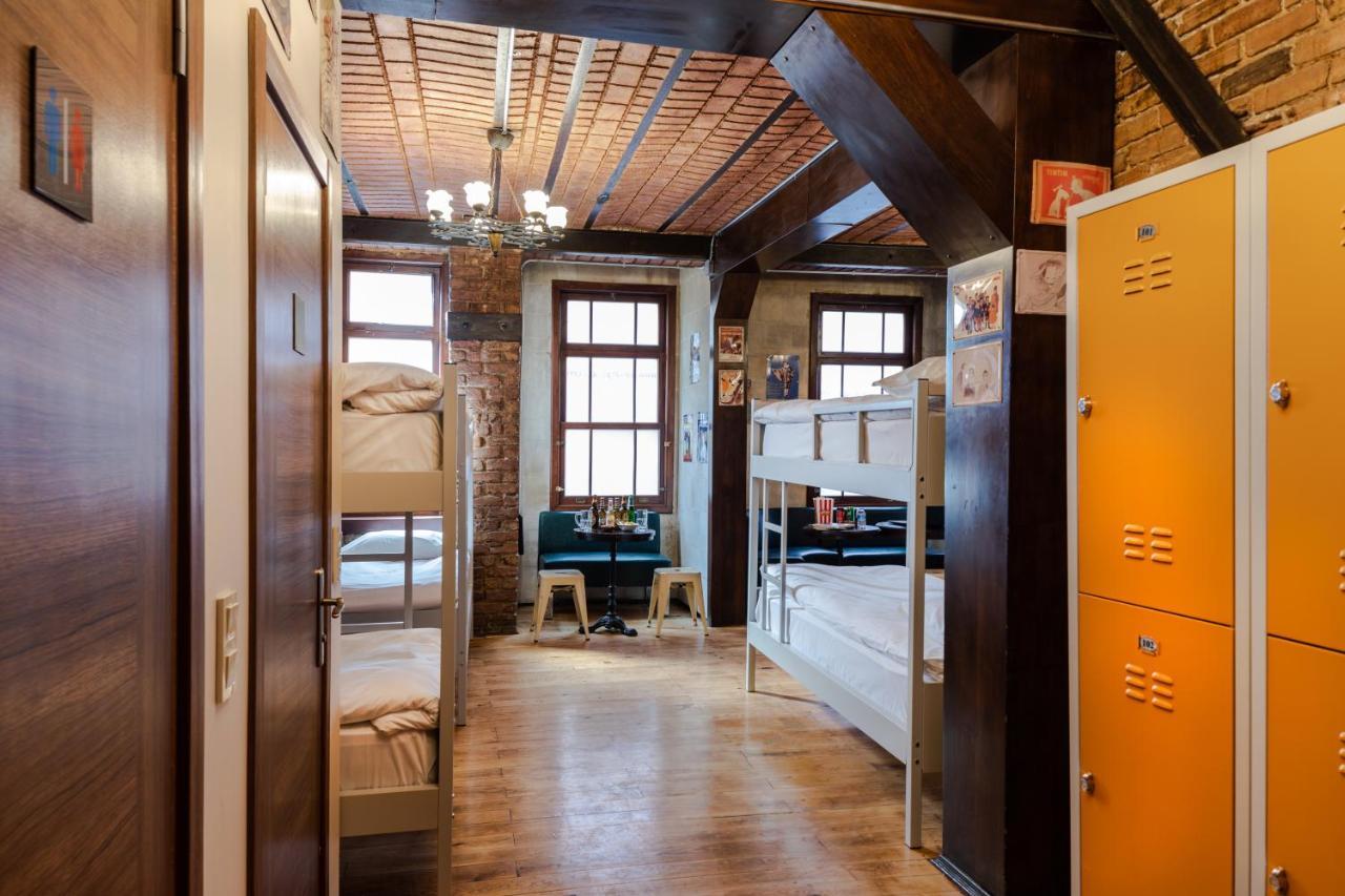 Sanat Hostel Taksim Стамбул Екстер'єр фото