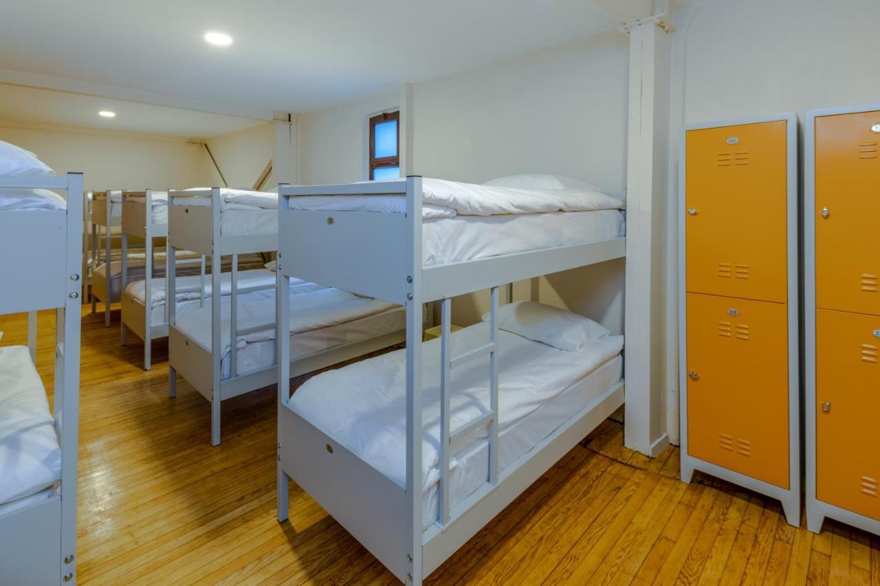 Sanat Hostel Taksim Стамбул Екстер'єр фото