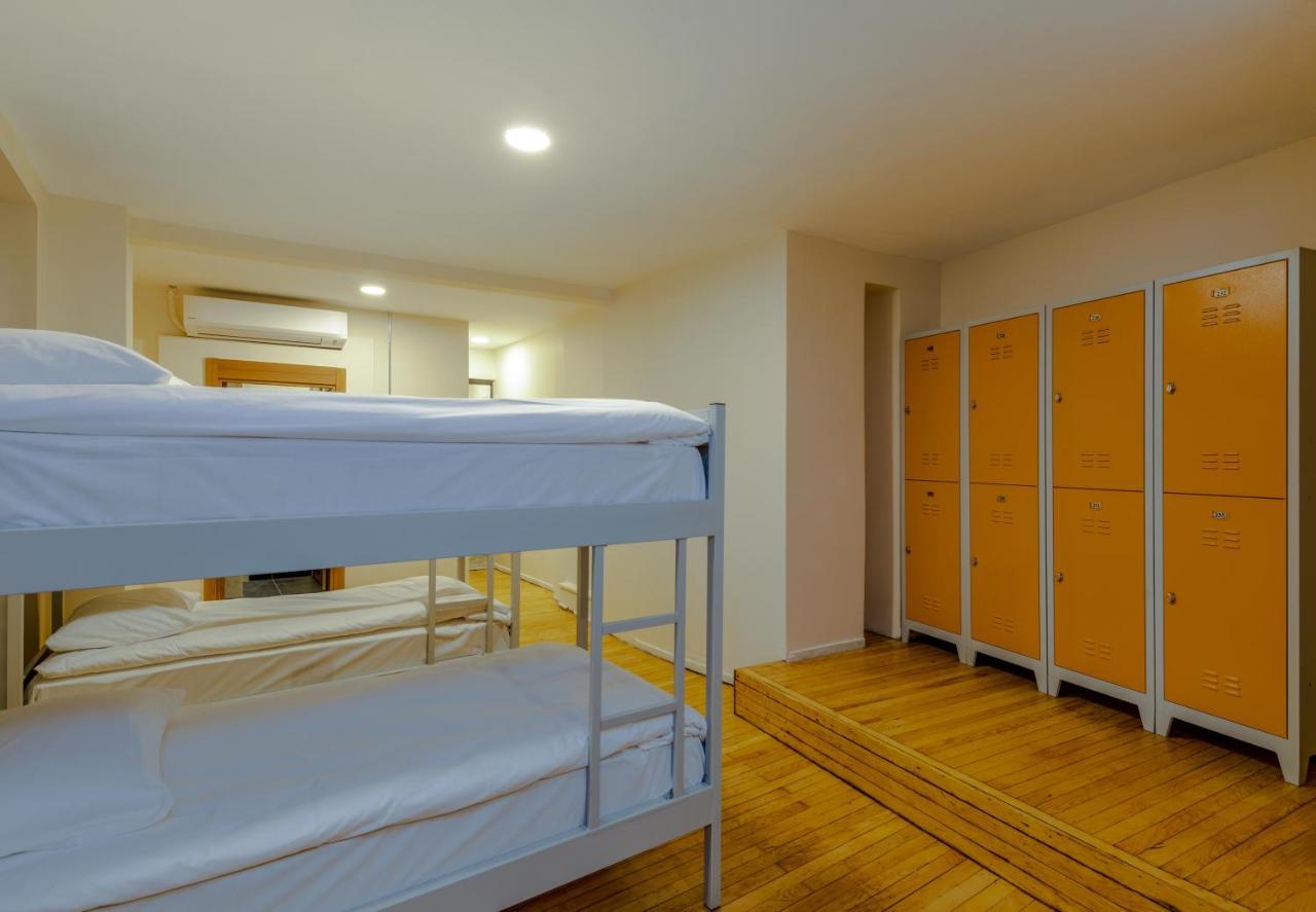 Sanat Hostel Taksim Стамбул Екстер'єр фото