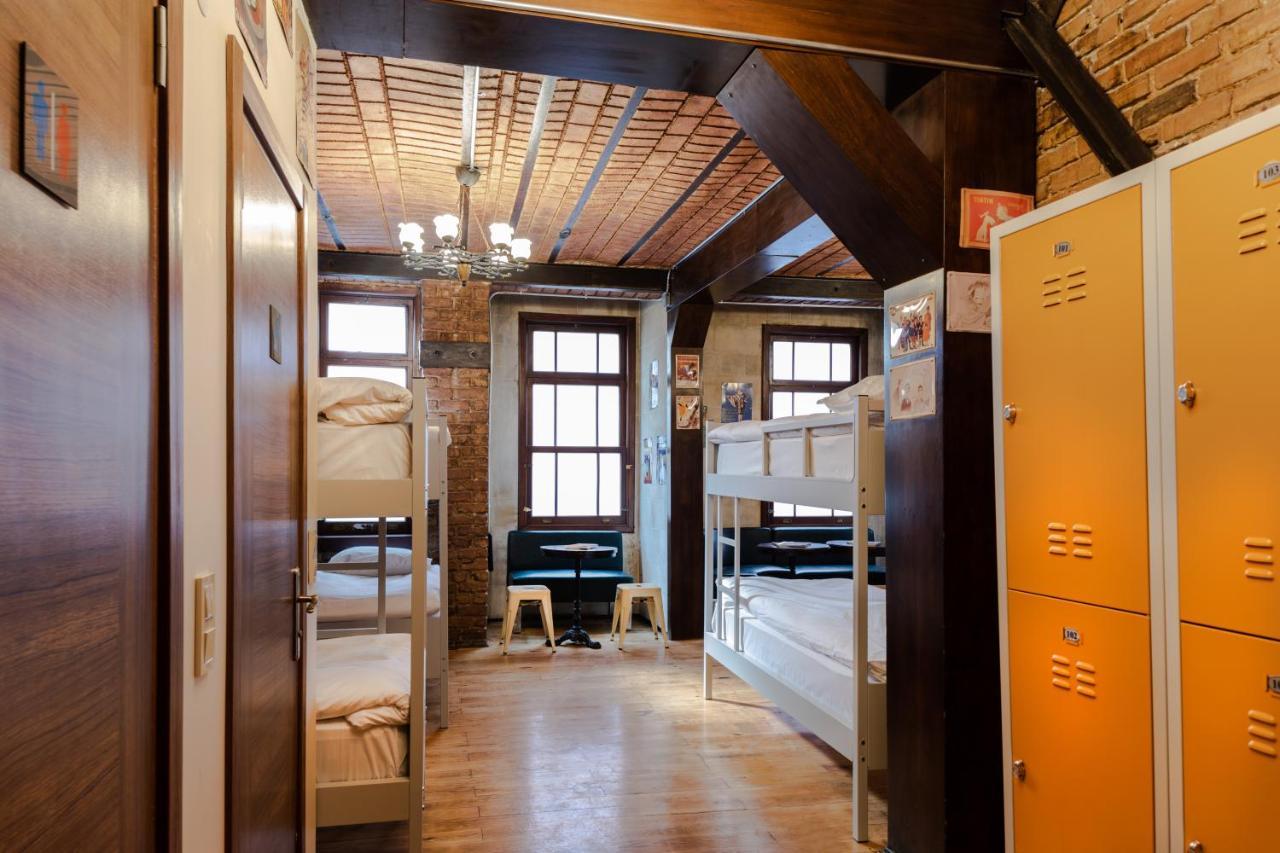 Sanat Hostel Taksim Стамбул Екстер'єр фото