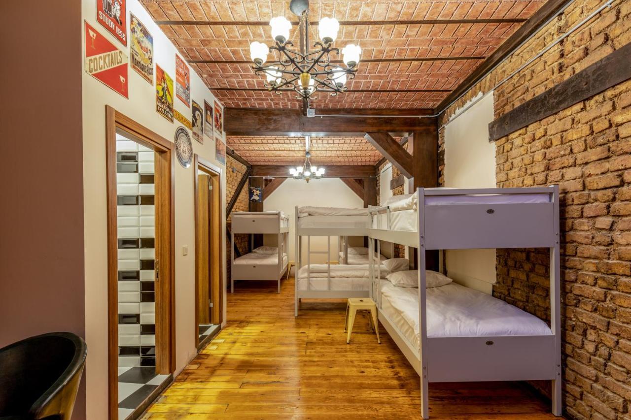 Sanat Hostel Taksim Стамбул Екстер'єр фото